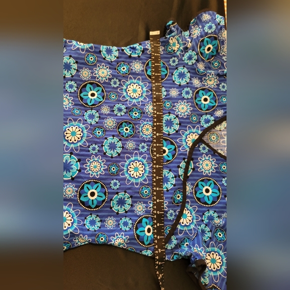 Uniforms - Scrubs - Picture 7 of 16